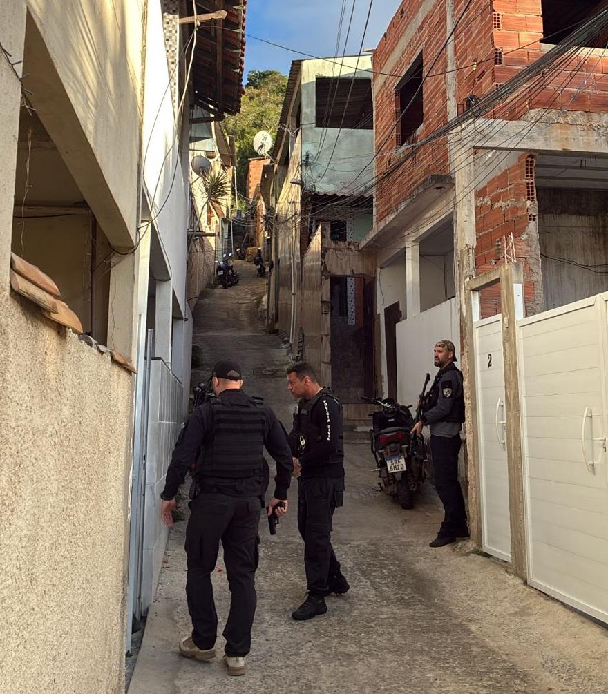 Polícia de MT Desarticula Super-Rede de Fraudes Digitais em 9 Estados 1 WhatsApp Image 2025 10 21 at 05.18.08 1 Página Press