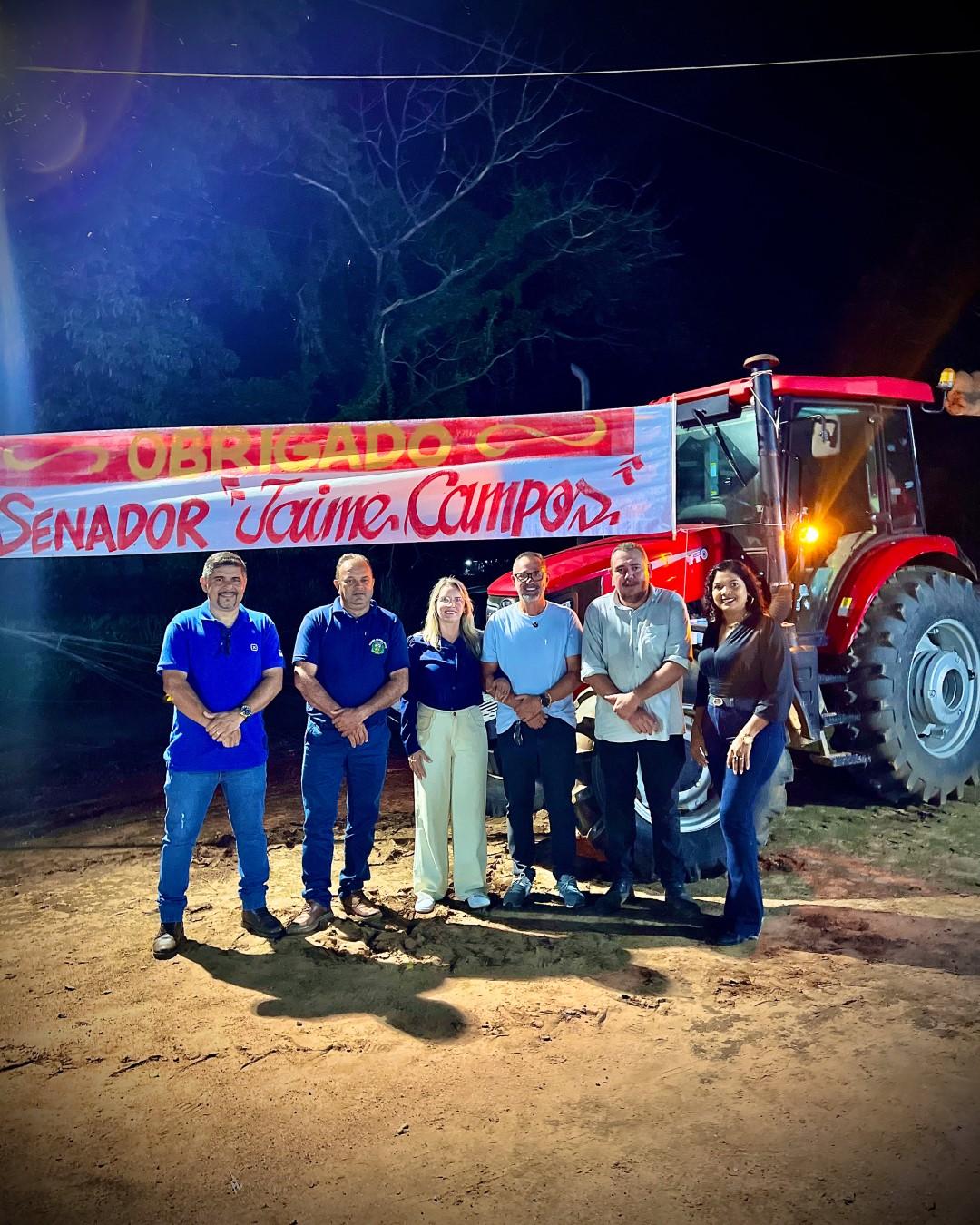 Prefeitura entrega trator e implementos agrícolas para associação rural em Araputanga 6 21667 gb 21667 a938882dc4ace9ec837d565db62ef Página Press