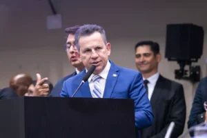 Mauro Mendes entrega carta de renúncia e destaca legado durante discurso na ALMT 18 2855660b3b53c3d439409008e454b02869cc33e3887f9 1 Página Press