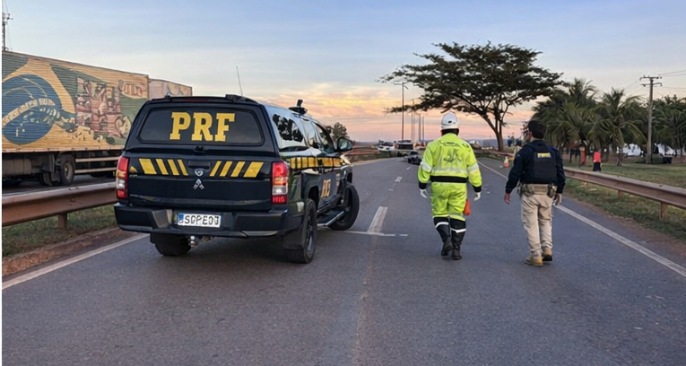 Acidente com motocicleta deixa um morto e um ferido na BR-364 2 02 Página Press