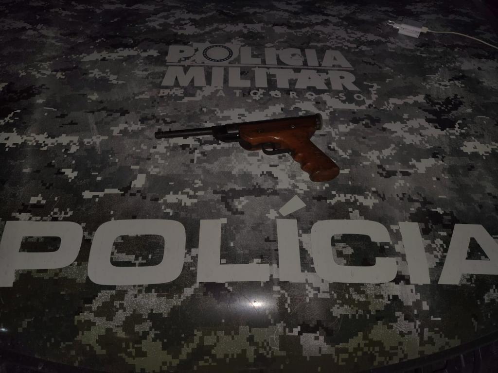 Polícia fecha garimpo ilegal, prende suspeito e apreende máquinas em área rural 2 18.04 garimpo 4 Página Press