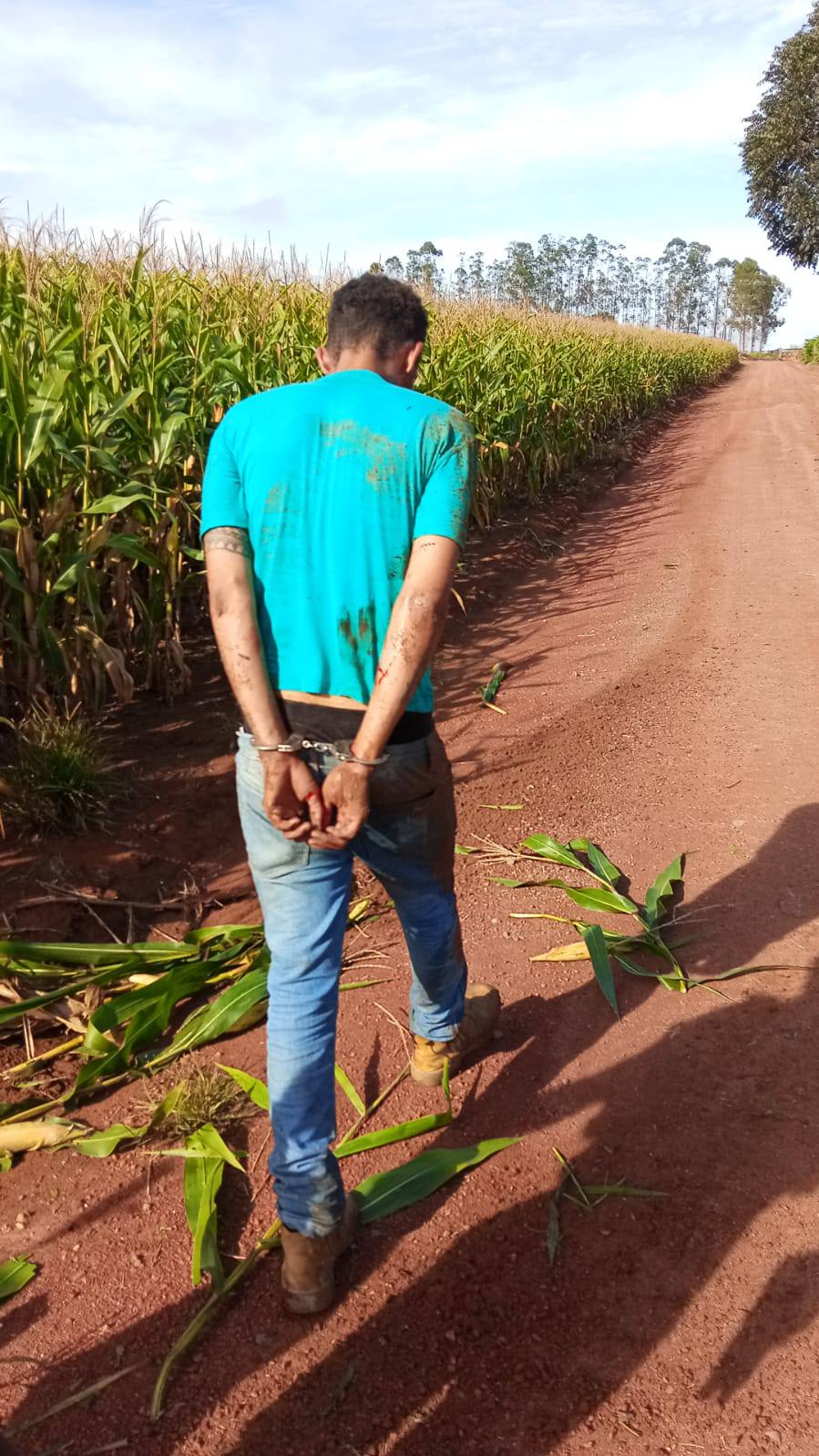 Quadrilha é presa após manter família refém e fugir com caminhonete 3 673122470 1650631522842439 1728578015138606098 n Página Press