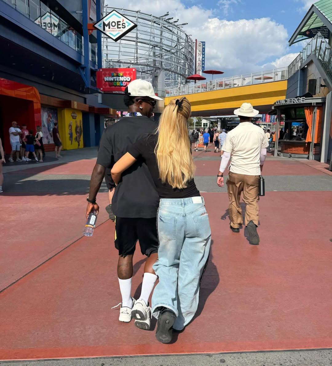 Vinícius Júnior se declara para Virginia Fonseca após rumores de crise no relacionamento 6 Feliz aniversario meu amor.Que seja um dia lindo e abencoado. Voce merece as melhores coisas de 2 Página Press